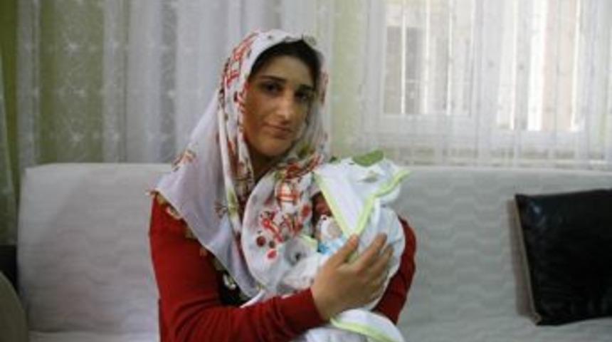 Şehit Eşi Leyla &Ouml;zdemir: &ldquo;hak Yerini Bulsun&rdquo;