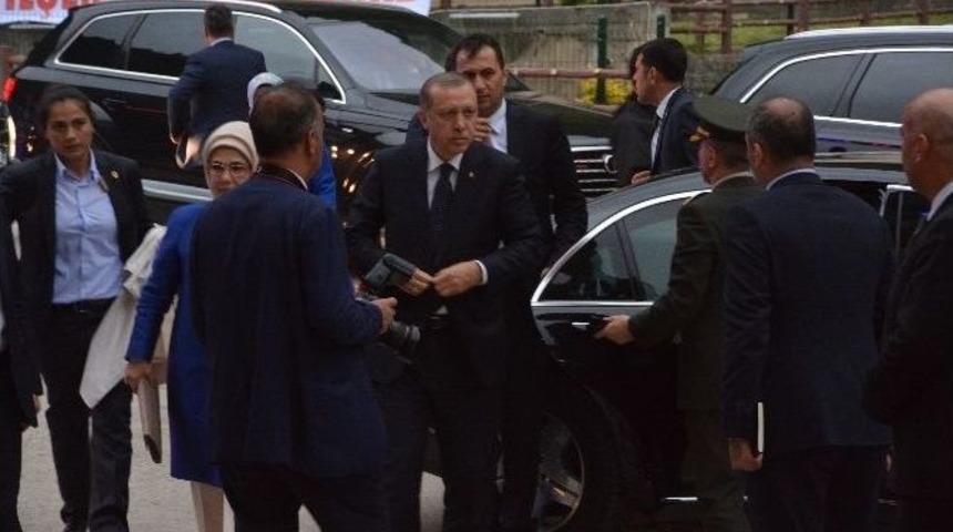 Cumhurbaşkanı Erdoğan Rize&rsquo;de