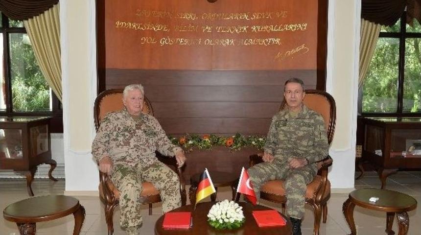 Genelkurmay Başkanı Orgeneral Akar, Almanya Genelkurmay Başkanı Wıeker İle G&ouml;r&uuml;şt&uuml;