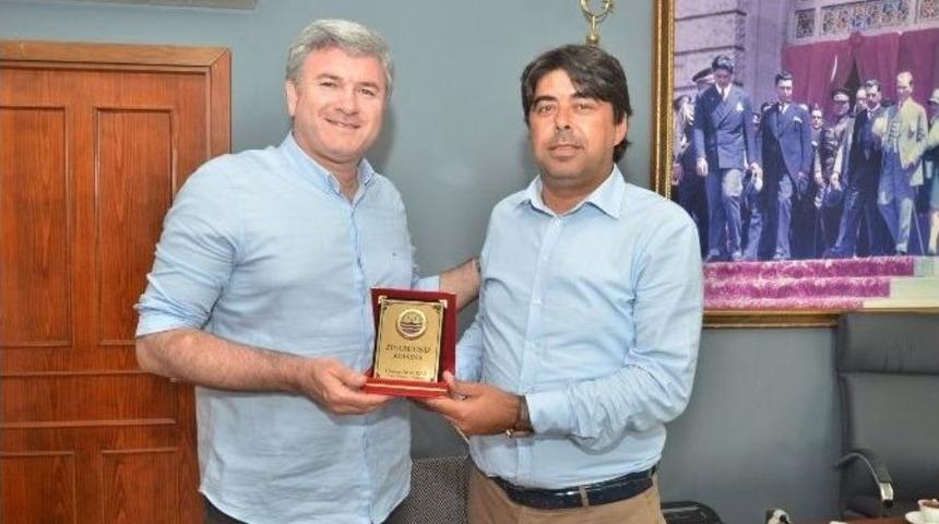 T&uuml;rkiye Basketbol S&uuml;per Ligi Direkt&ouml;r&uuml;nden Fo&ccedil;a Ziyareti