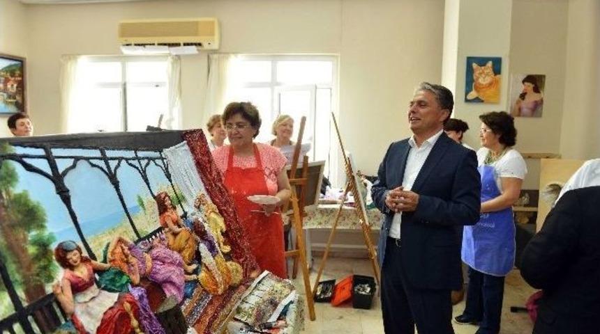 Muratpaşalı Kursiyerler B&uuml;y&uuml;k Sergiye Hazır