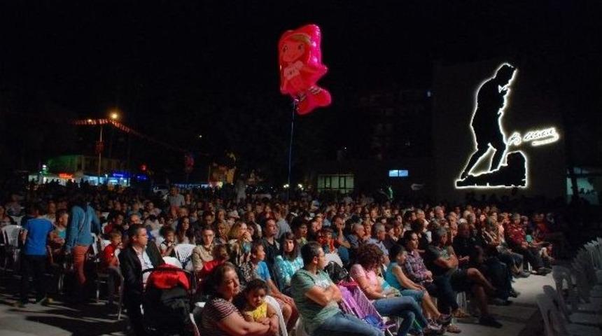 Silifke K&uuml;lt&uuml;r Haftasına A&ccedil;ıkhava Tiyatrosu Damga Vurdu