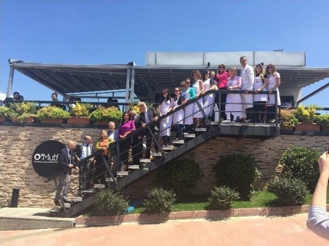 &Uuml;nl&uuml; Şef, Gaziantep&rsquo;in Lezzet Re&ccedil;etesini Hazırladı