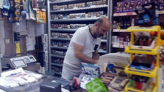Kuru Sıkı Tabanca İle Marketi Soydu 2