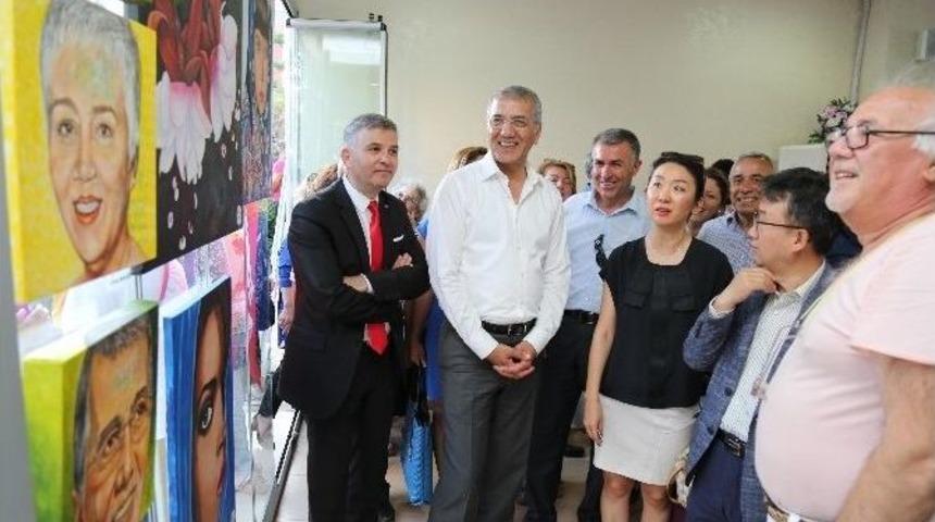 Mezitli&rsquo;de Resim Kursiyerlerinden Yılsonu Sergisi