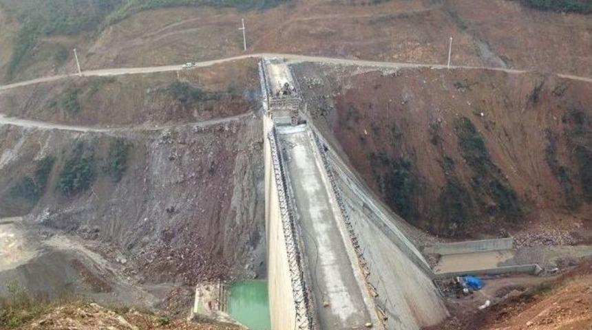 Ak&ccedil;akoca Barajı Su Tutmaya Başladı