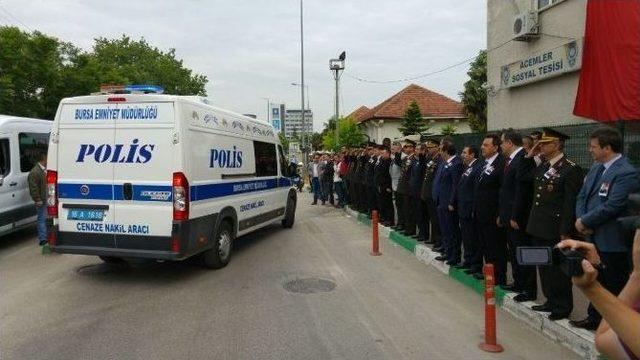 Şehit Polisin Kızı 