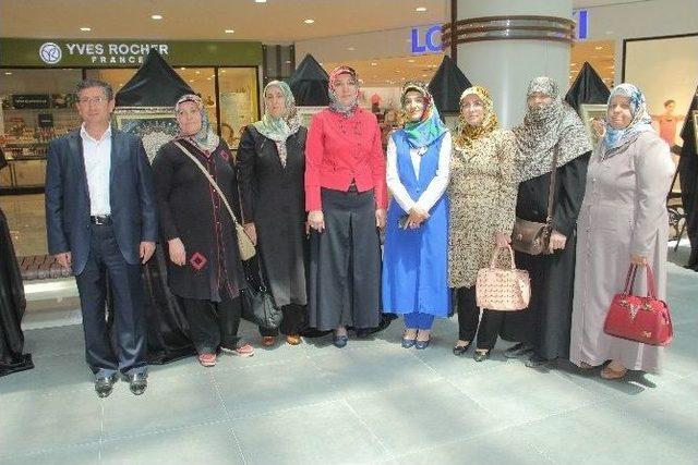 Elazığ&rsquo;da Kadınların R&ouml;lyef &Ccedil;alışmaları Sergilendi 1