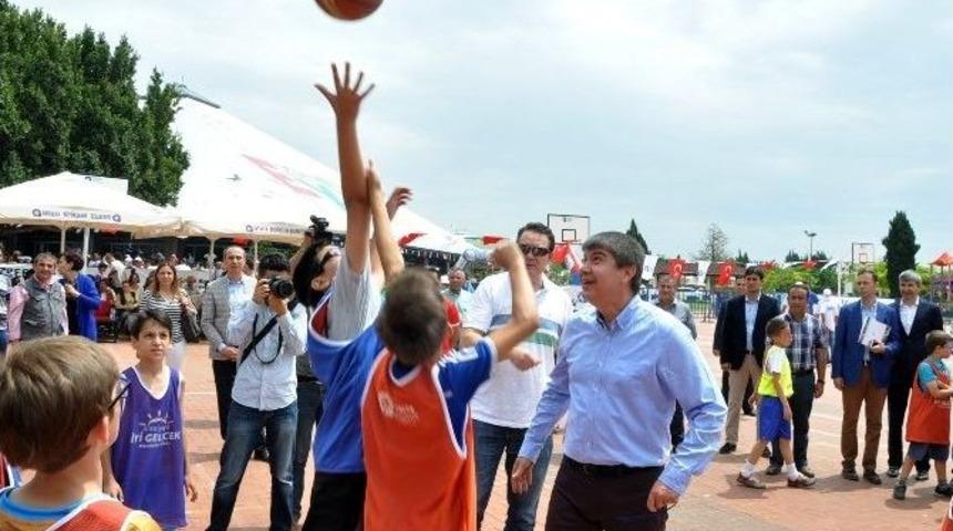 B&uuml;y&uuml;kşehir Belediyesi Gen&ccedil;lik Haftası Spor Şenlikleri Başladı