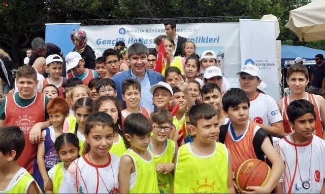 Büyükşehir Belediyesi Gençlik Haftası Spor Şenlikleri Başladı