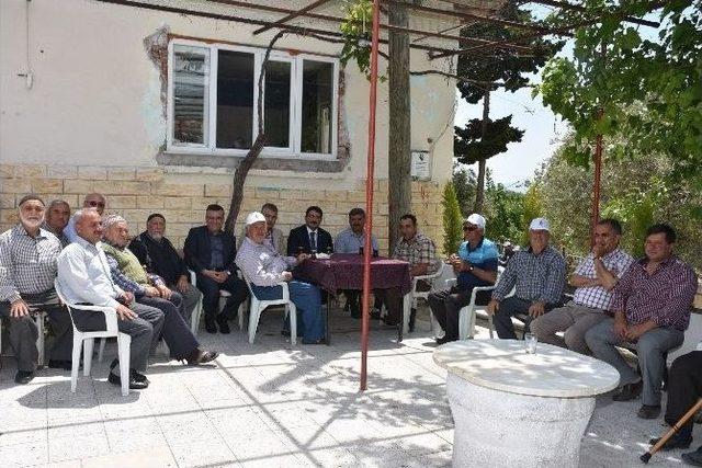 Başkan Çelik, Mahallelerdeki Çalışmaları Yerinde İnceledi