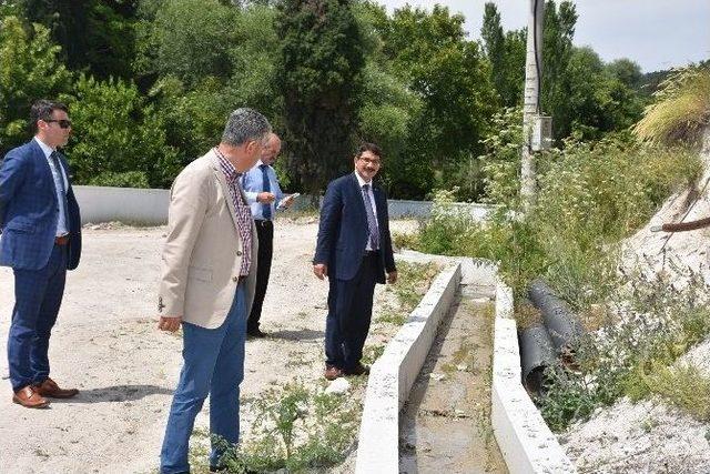 Başkan Çelik, Mahallelerdeki Çalışmaları Yerinde İnceledi