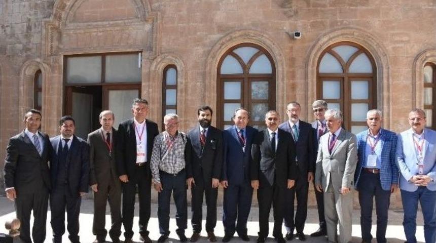 T&uuml;rkiye Gazeteciler Konfederasyonu Vali Ko&ccedil;ak&rsquo;ı Ziyaret Etti