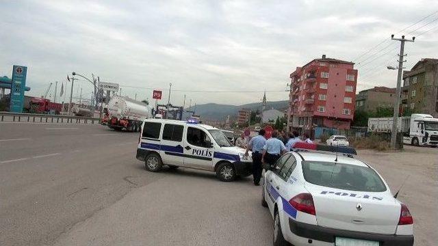 Bomba Yüklü Otomobil İhbarı, Polisi Harekete Geçirdi