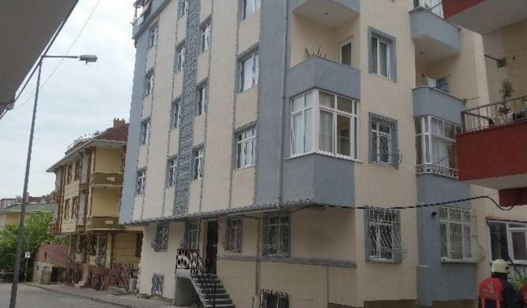 Bah&ccedil;elievler&rsquo;de Boşaltılan Bina &Ccedil;&ouml;kt&uuml;