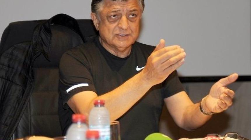 Yılmaz Vural, Taraftardan Sabır Ve Tam Destek İstedi