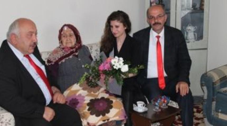 Sosyal G&uuml;venlik Haftası Dolayısıyla Sgk&rsquo;dan Hasta Ziyareti