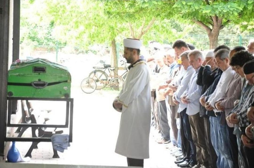 Vekilin Eski Eşine Son G&ouml;revi