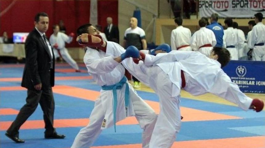 Kul&uuml;pler Şampiyonası&rsquo;nda Kapanış Sakarya S&ouml;ğ&uuml;tl&uuml;spor&rsquo;dan