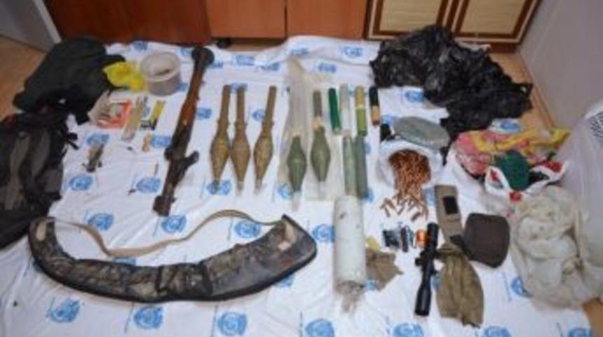 Van&rsquo;da B&uuml;y&uuml;k Miktarda M&uuml;himmat Ele Ge&ccedil;irildi