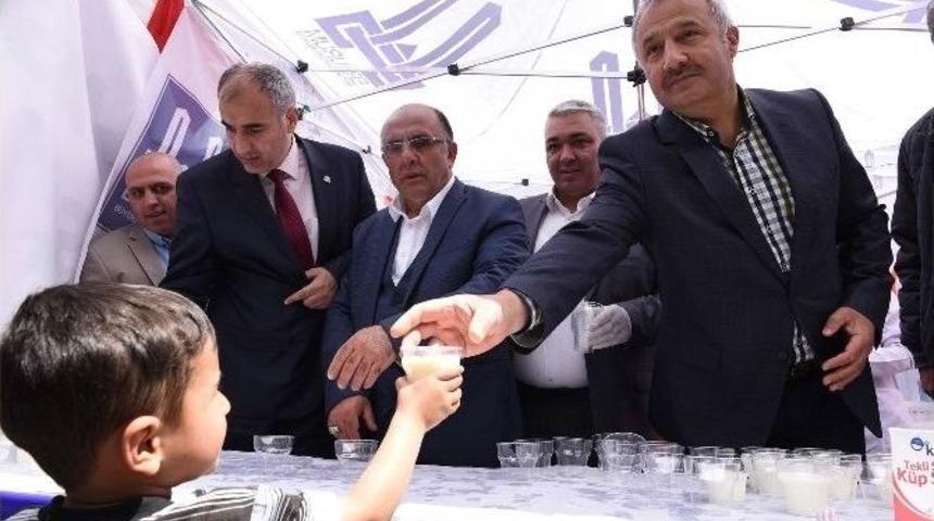 B&uuml;y&uuml;kşehir&rsquo;den &ldquo;organik S&uuml;t İ&ccedil;me&rdquo; Etkinliği