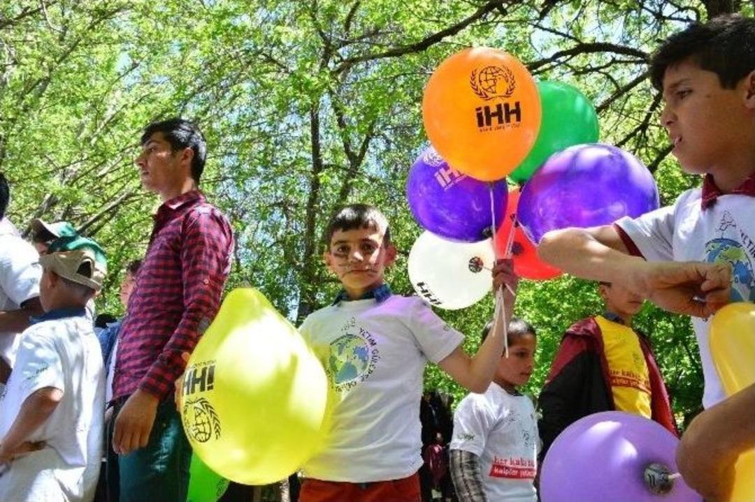 Tatvan&rsquo;da &Ccedil;ocuk Şenliği