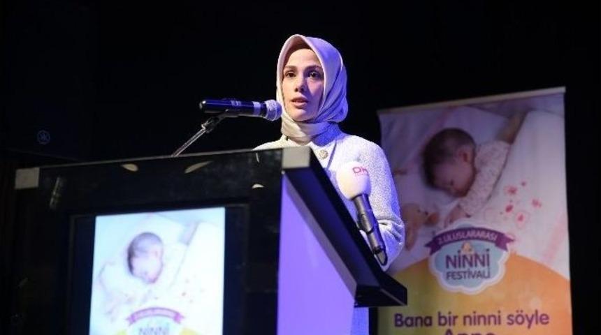 Esra Albayrak: &ldquo;adaletsiz Bir D&uuml;nyada Yaşamanın Burukluğunu Yaşıyoruz"