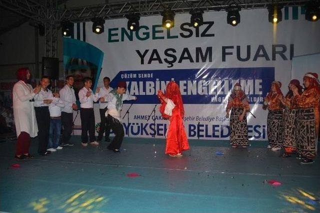 Engelsiz Yaşam Fuarında Engelsiz Gösteriler Sergilendi