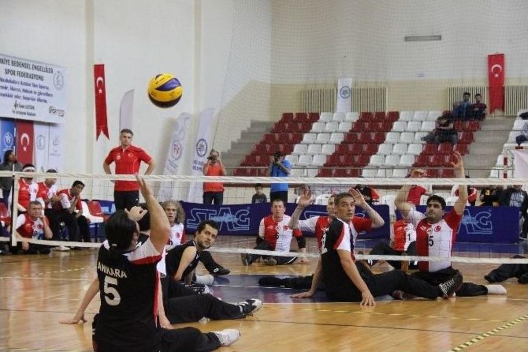 Oturarak Voleybol Ligi Şampiyonu Ankara Başkent Spor Oldu