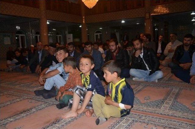 Bitlis&rsquo;te Berat Kandili Dualarla İhya Edildi 1