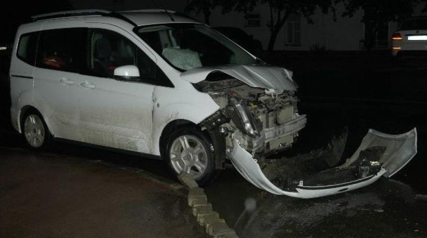 Tekirdağ&rsquo;da Trafik Kazası: 2 Yaralı