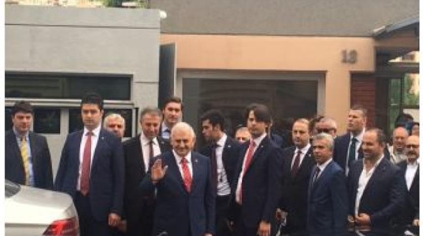 Ak Parti Genel Başkan Adayı Yıldırım, Evinden Hareket Etti