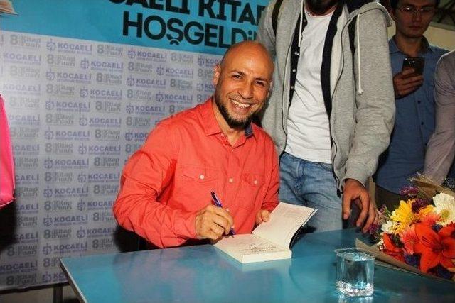 Yazar Tazeoğlu, "korsan Kitap Emek Hırsızlığıdır" 1