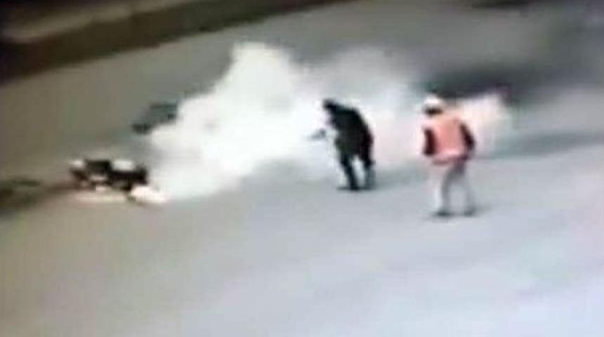 Yozgat&rsquo;ta Seyir Halinde Alev Alan Otomobil, Vatandaşlar Tarafından S&ouml;nd&uuml;r&uuml;ld&uuml;