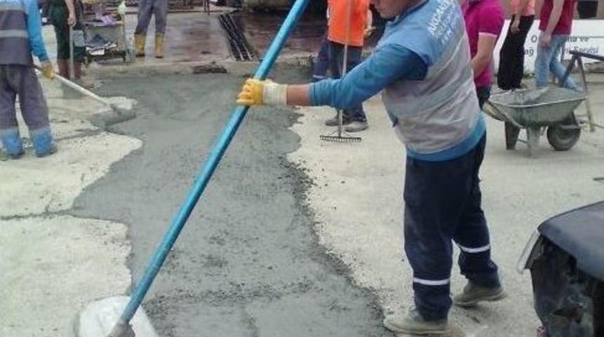 Ak&ccedil;akoca Sanayi Sitesi İ&ccedil; Yolu Yamalanıyor