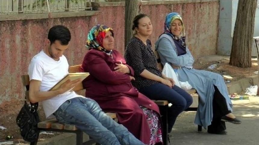 Gaziantepli Memur Adayları Kpss&rsquo;de Ter D&ouml;kt&uuml;