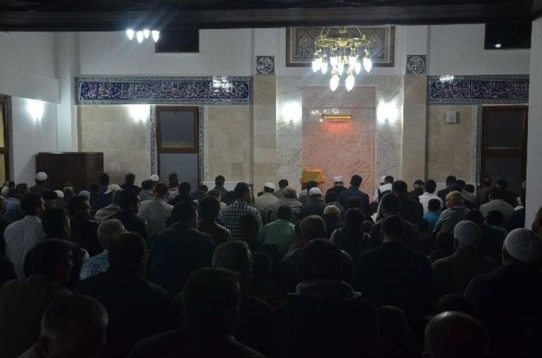 &Ccedil;arşı Mahalle Konağı&rsquo;nda Berat Kandili Programı