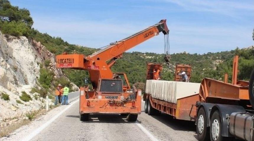 Fo&ccedil;a Karayolu G&uuml;venli Hale Getirildi