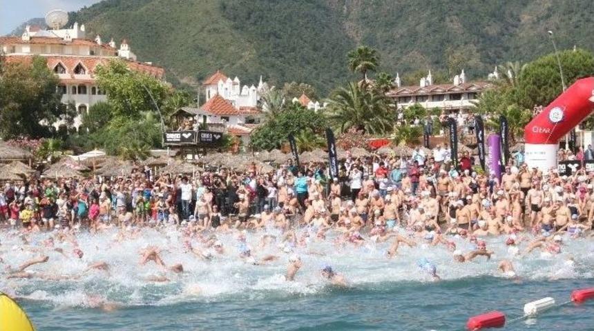 Aquamasters Y&uuml;zme Maratonu Sona Erdi