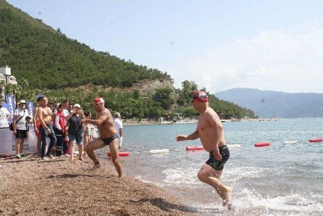 Aquamasters Yüzme Maratonu Sona Erdi