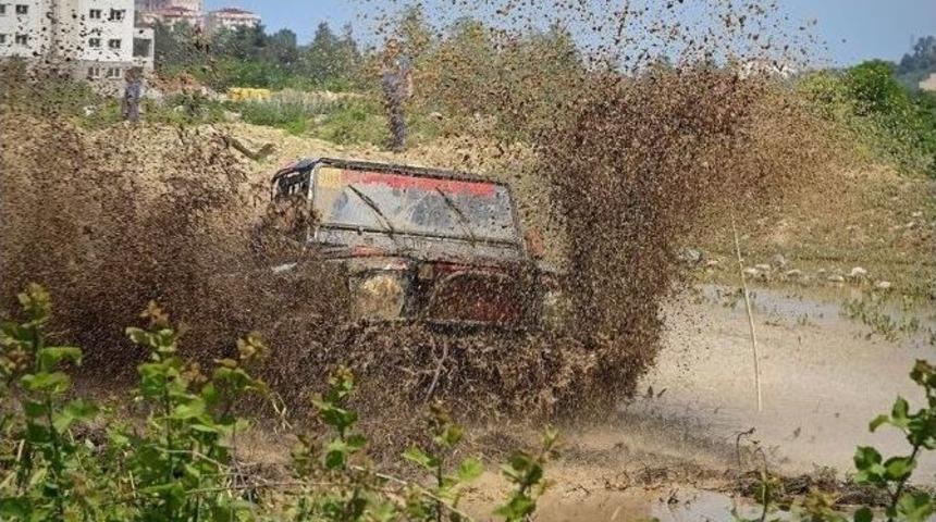 Off Road Yarışları Nefes Kesti