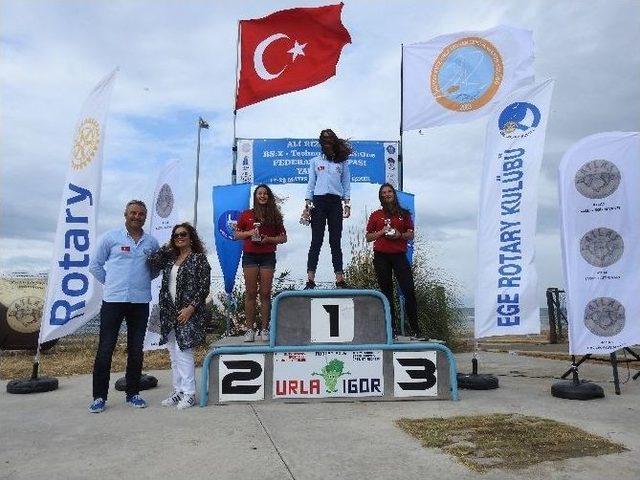 Tyf Ali Rıza Mete R&uuml;zg&acirc;r S&ouml;rf&uuml; Federasyon Kupası Yarışları Sonu&ccedil;landı 2