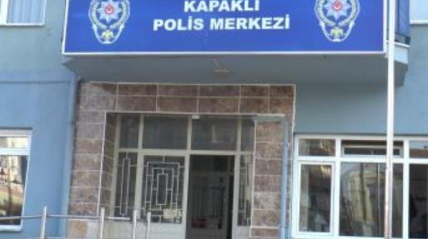 Hakkında Arama Kararı Olan Zanlı Polisleri Darp Edip Ka&ccedil;tı