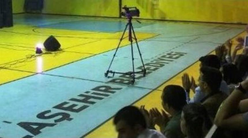 Alaşehirliler Tolga &Ccedil;andar&rsquo;la Coştu