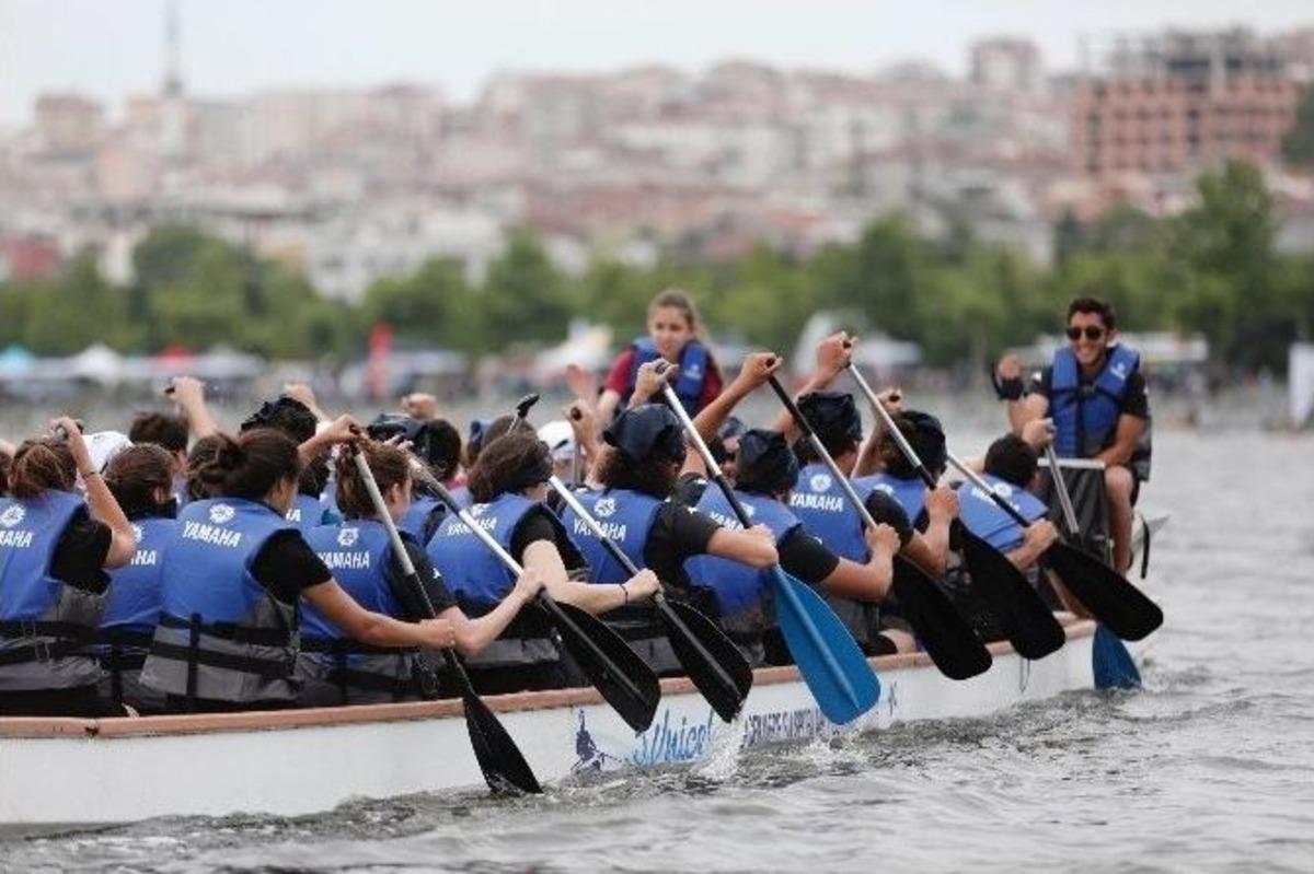 K&uuml;&ccedil;&uuml;k&ccedil;ekmece G&ouml;l&uuml;&rsquo;nde Unicek Heyecanı