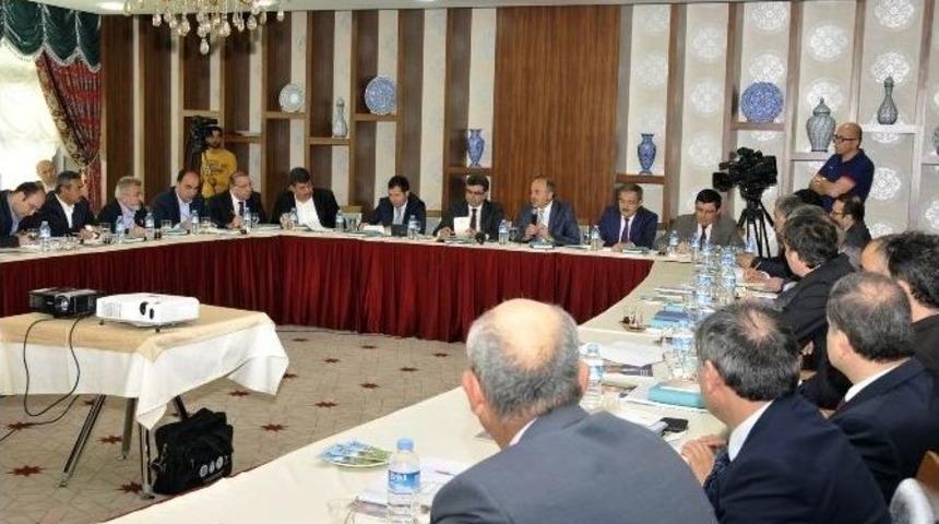 Sel&ccedil;uk, Yeni D&ouml;nemdeki Vizyon Ve Stratejisini &Ouml;rnek Bir Uygulamayla Belirliyor