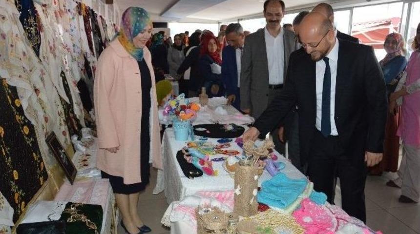 Niksar&rsquo;da Yıl Sonu Sergisi