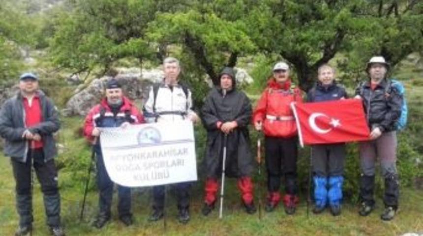 Afdos &Uuml;yeleri K&uuml;&ccedil;&uuml;k Kalecik&rsquo;e &Ccedil;ıkarma Yaptı