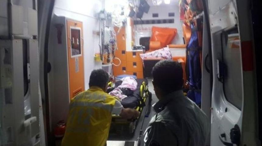 Adıyaman&rsquo;da Otomobilin &Ccedil;arptığı 5 Yaşındaki Elif Hayatını Kaybetti