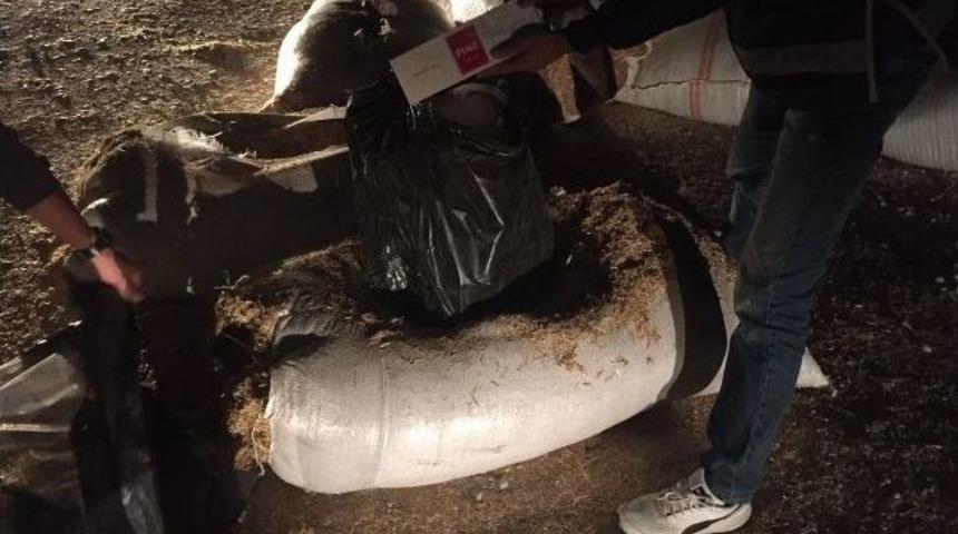 100 Bin Paket Ka&ccedil;ak Sigarayı Saman Dolu &Ccedil;uvallara Gizlemişler